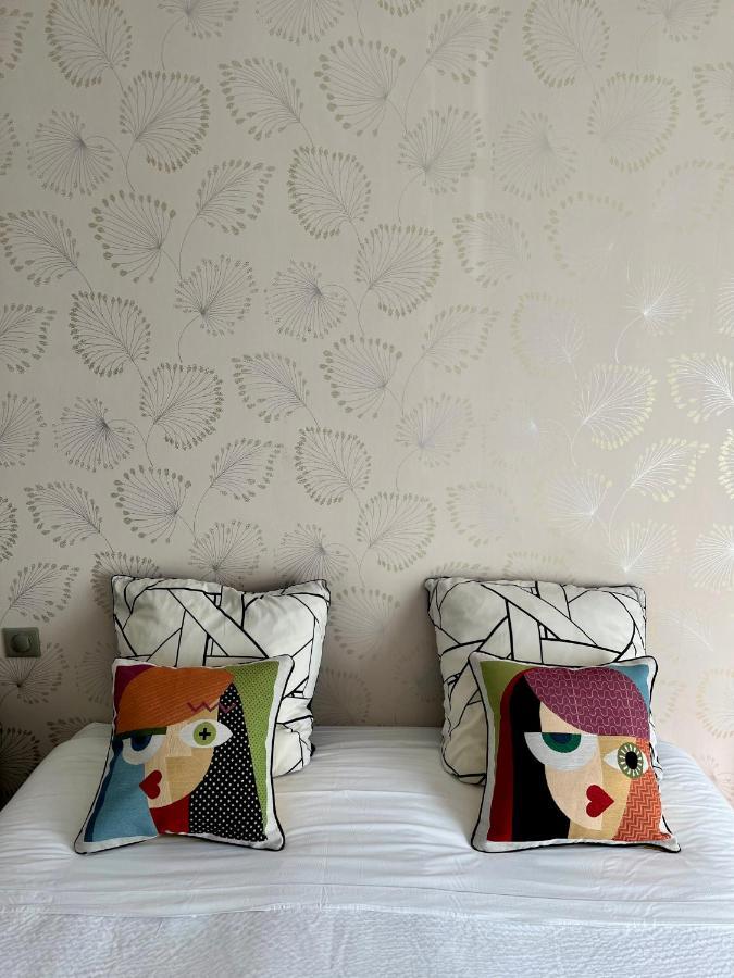La Cour Carree - Chambres D'Hotes Carcassonne Ngoại thất bức ảnh
