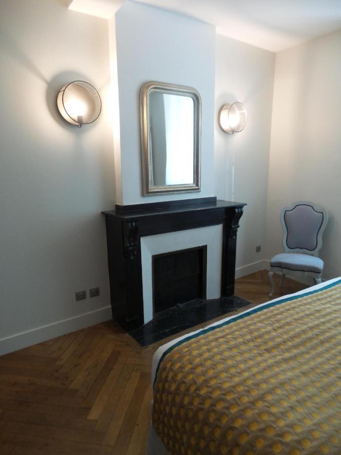 La Cour Carree - Chambres D'Hotes Carcassonne Ngoại thất bức ảnh
